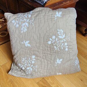 Martha Stewart 26x26 Bedroom Embroidered Throw Pillow